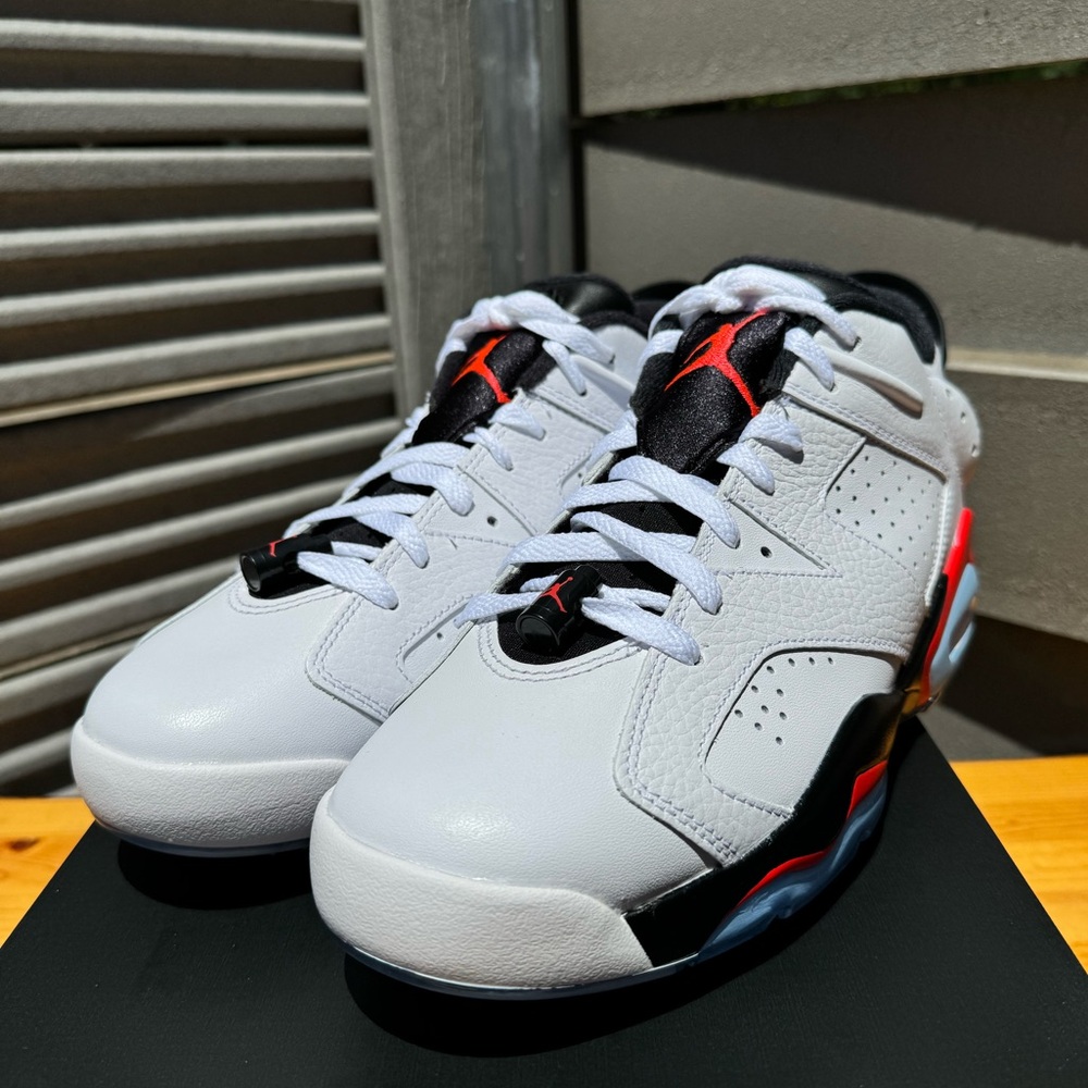 Jordan Retro 6 G White Black Infrared Golf Sneakers